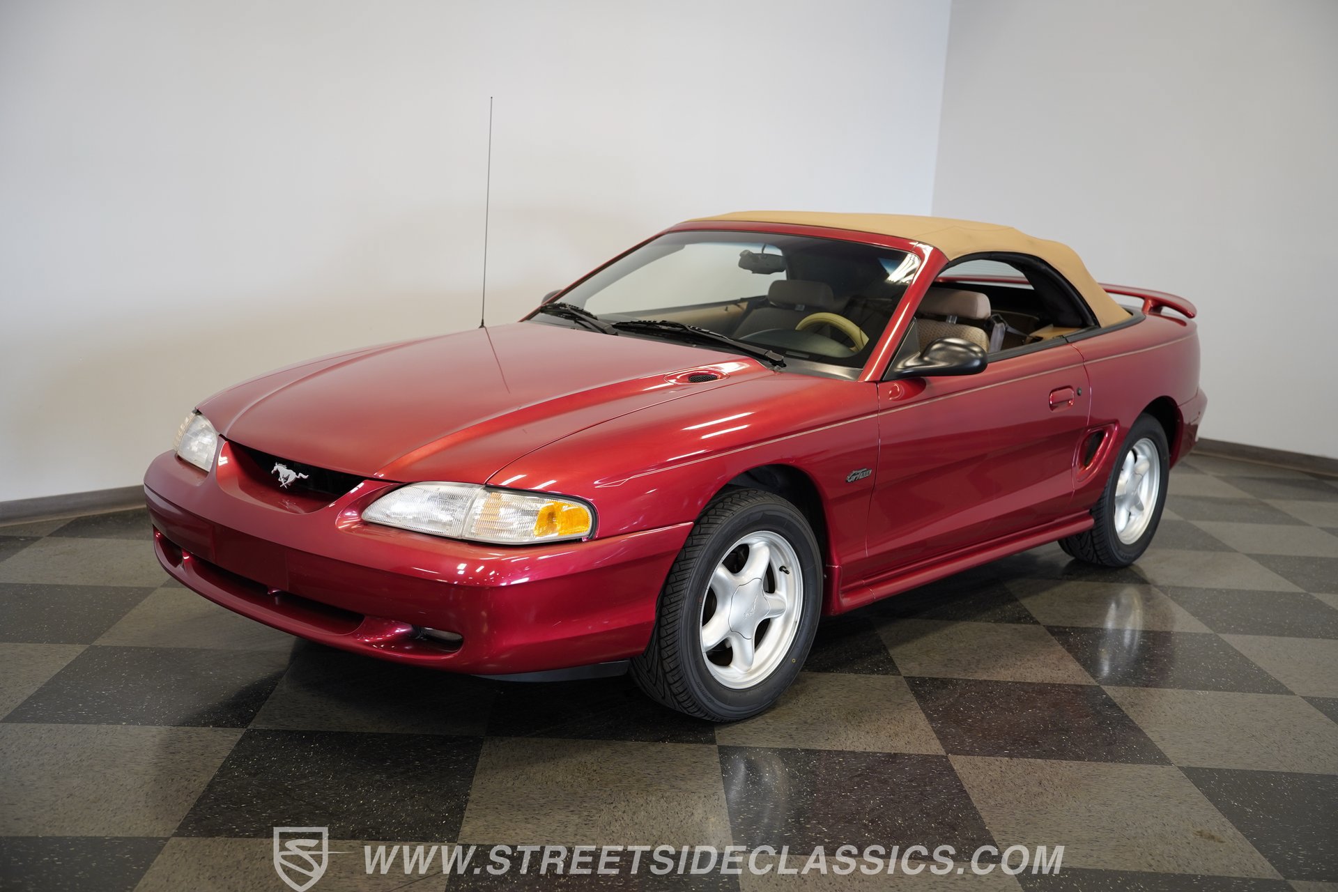 Used 1998 Ford Mustang GT RWD image 39