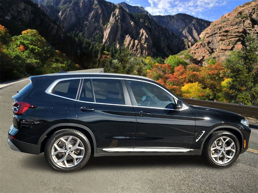 Used 2022 BMW X3 xDrive30i w/ Premium Package 2 image 2