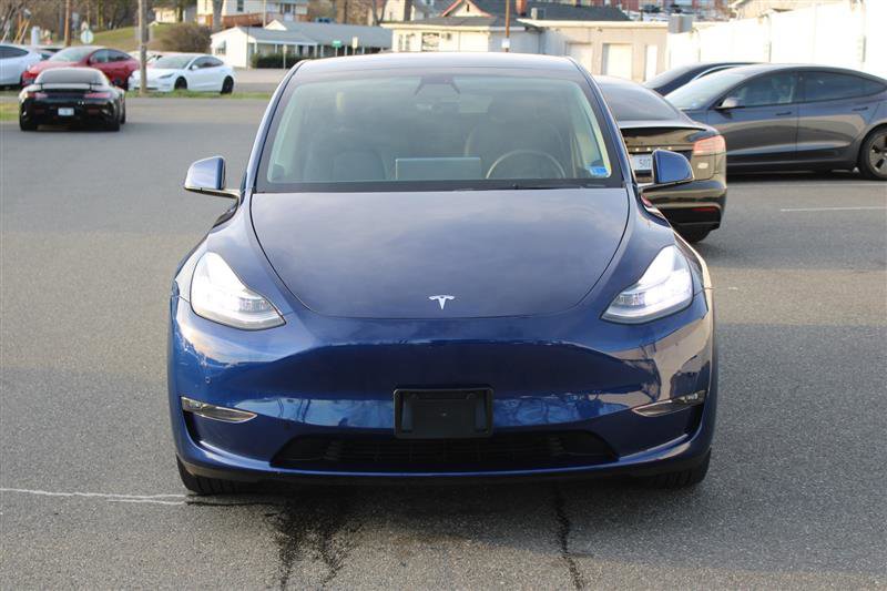 Used 2022 Tesla Model Y Long Range image 2