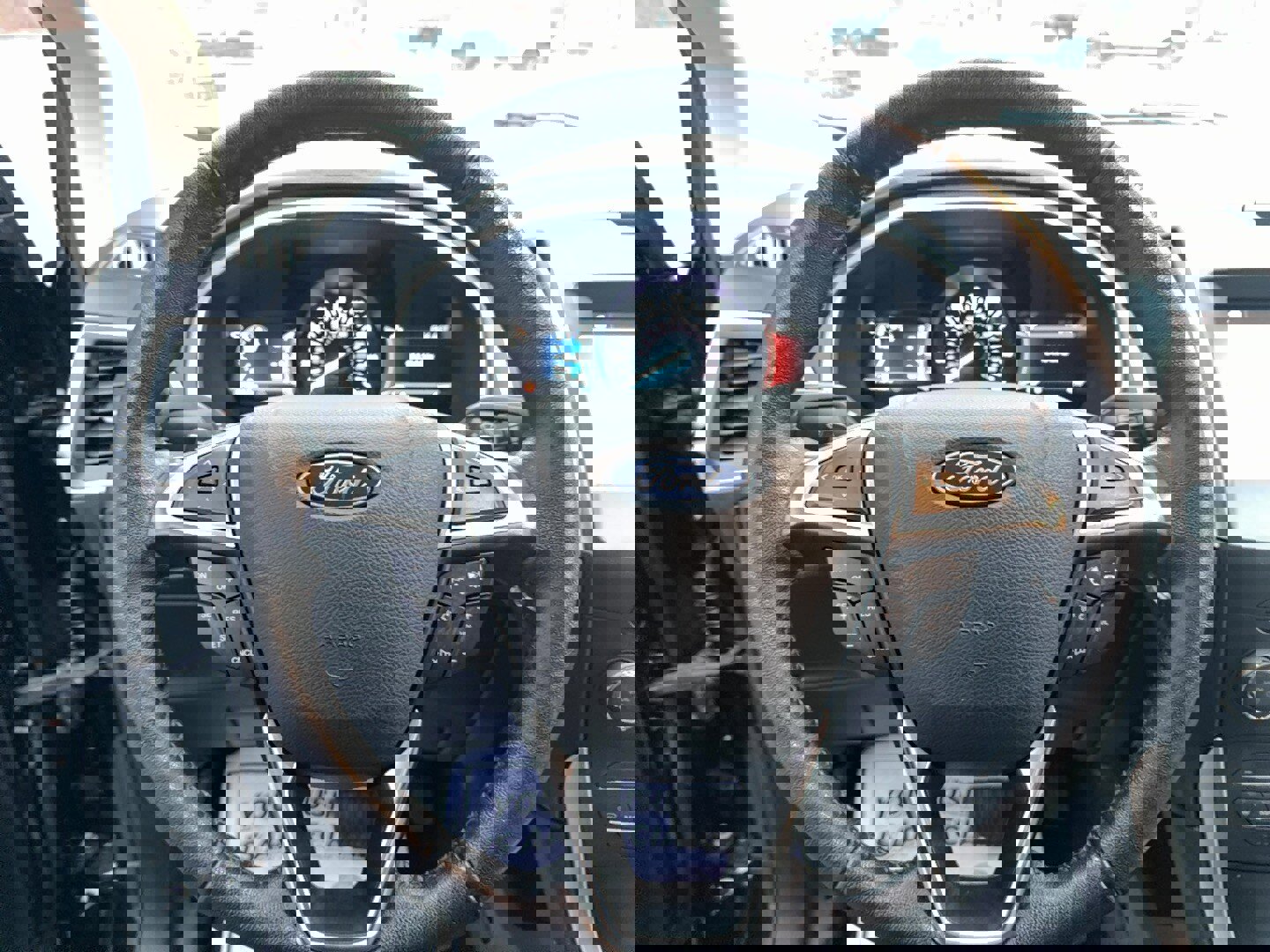 Used 2018 Ford Edge SEL w/ Equipment Group 201A image 15