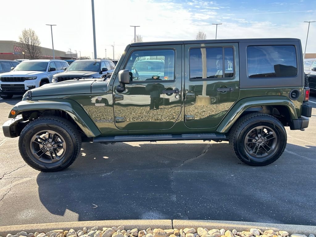Used 2016 Jeep Wrangler Unlimited Sahara image 4