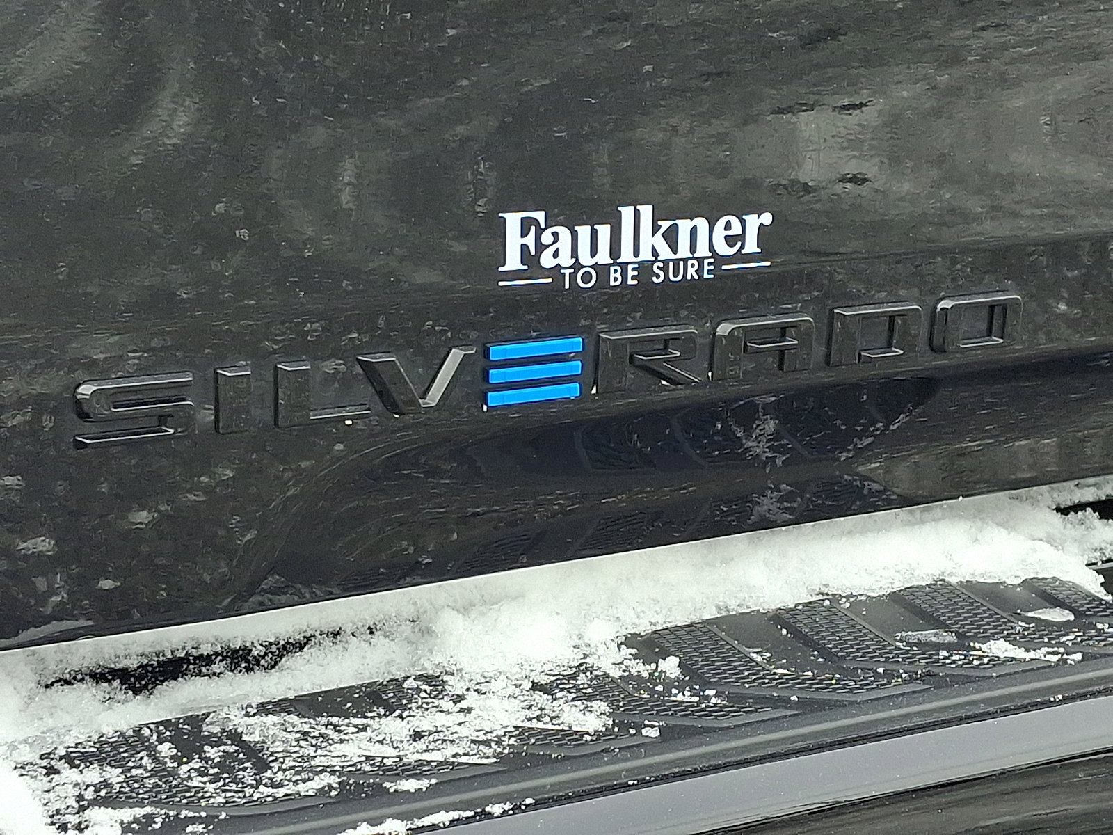 Certified 2024 Chevrolet Silverado EV RST image 31