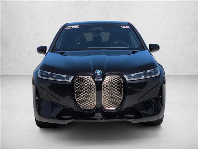 Used 2024 BMW iX xDrive50 w/ Premium Package AWD/4WD image 2