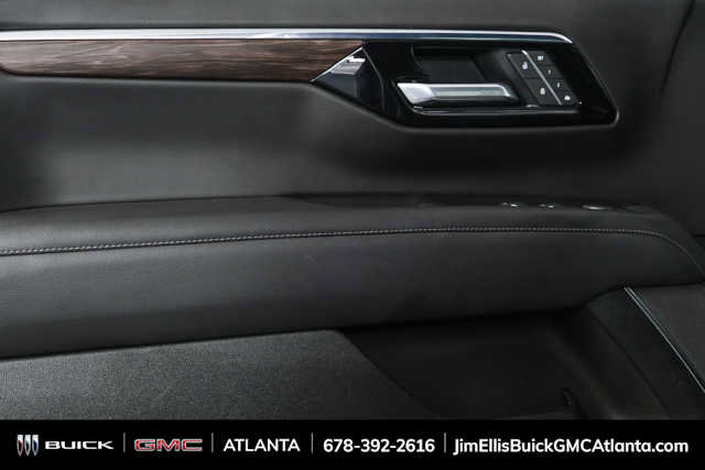 Used 2025 Chevrolet Tahoe LT image 6