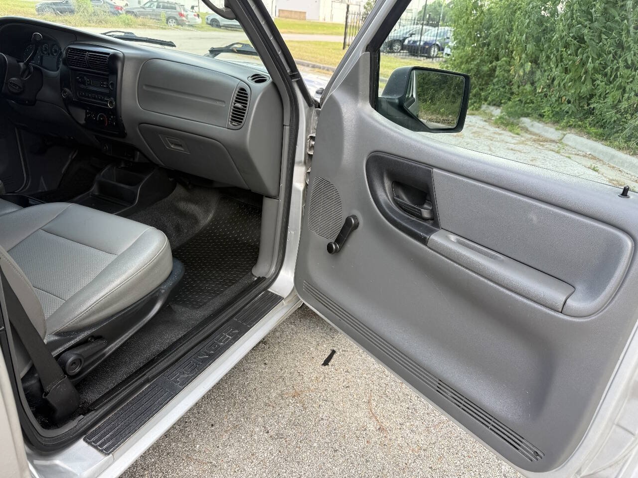 Used 2010 Ford Ranger XL RWD image 17