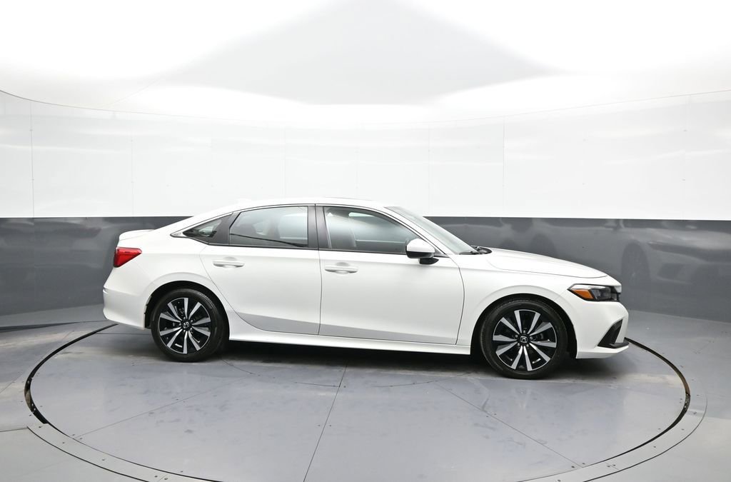 Certified 2024 Honda Civic EX image 5