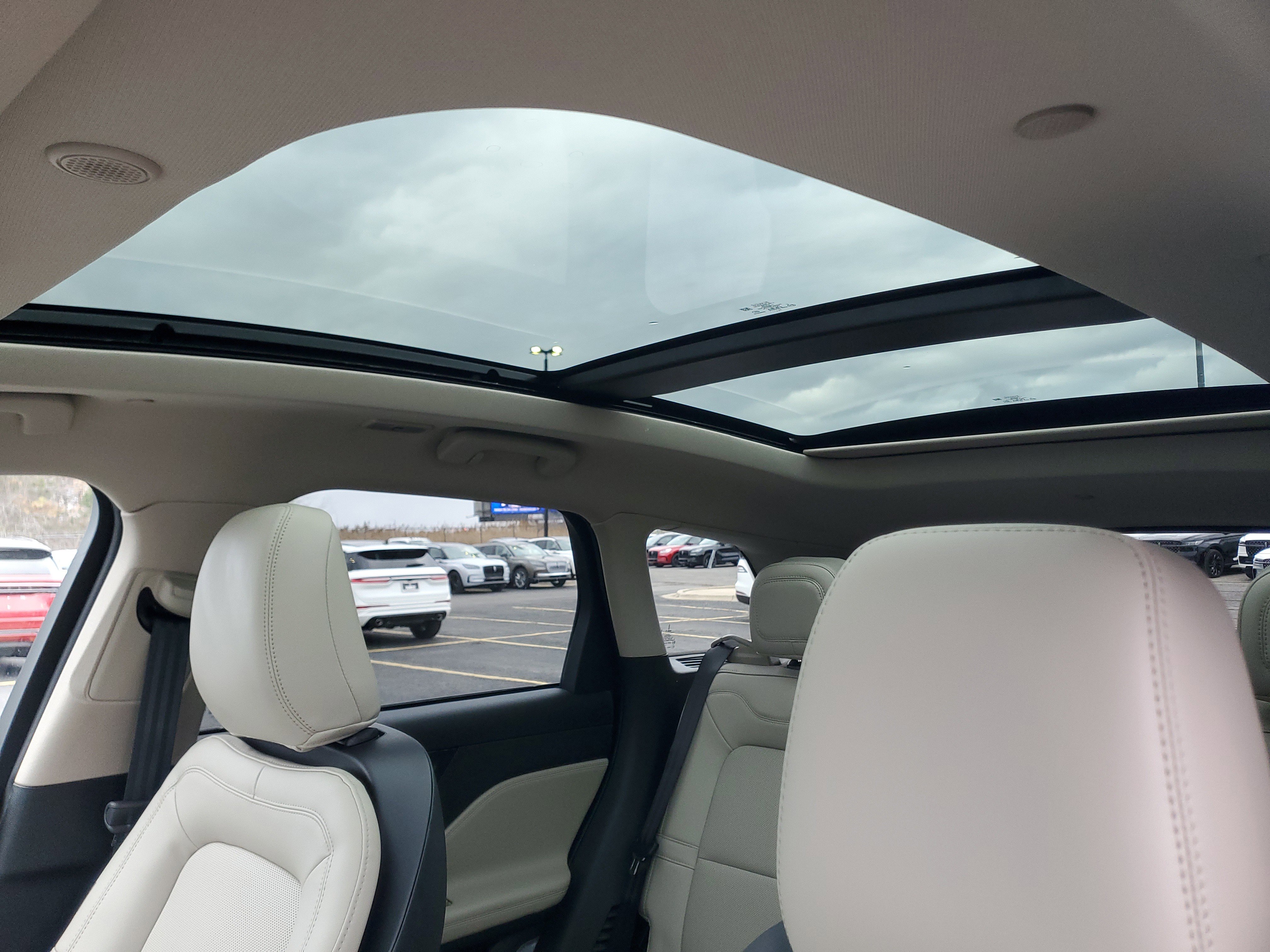 New 2026 Lincoln Corsair Premiere AWD/4WD image 11