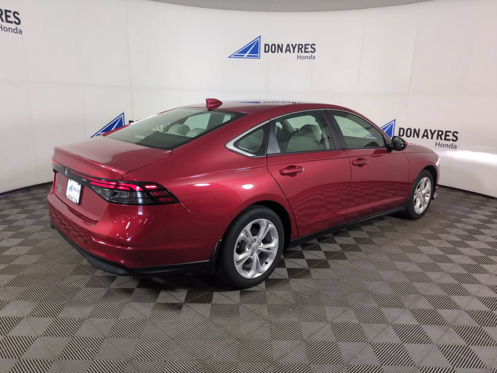Certified 2025 Honda Accord LX image 8