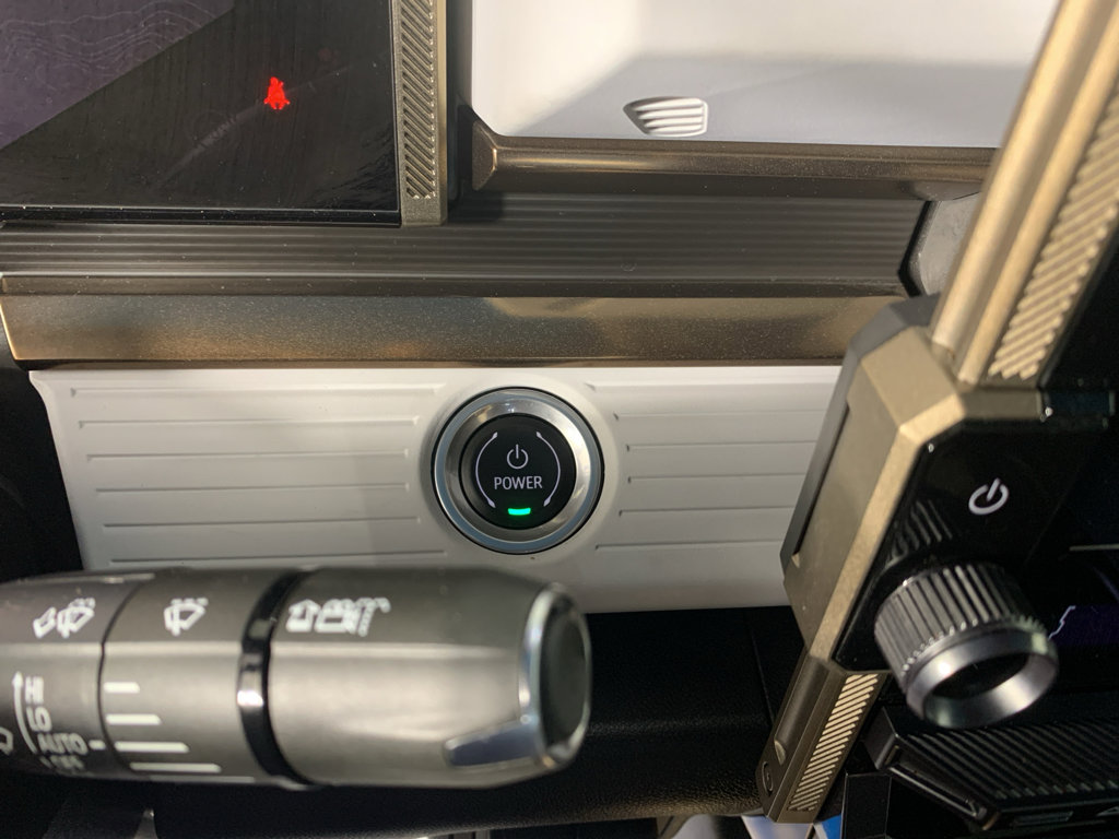 Used 2025 GMC Hummer EV 2X w/ LPO, Sport Package image 18