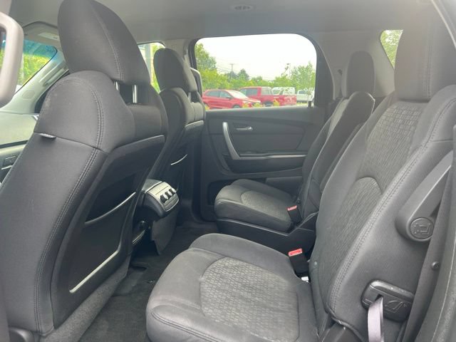 Used 2012 GMC Acadia SLE FWD image 18