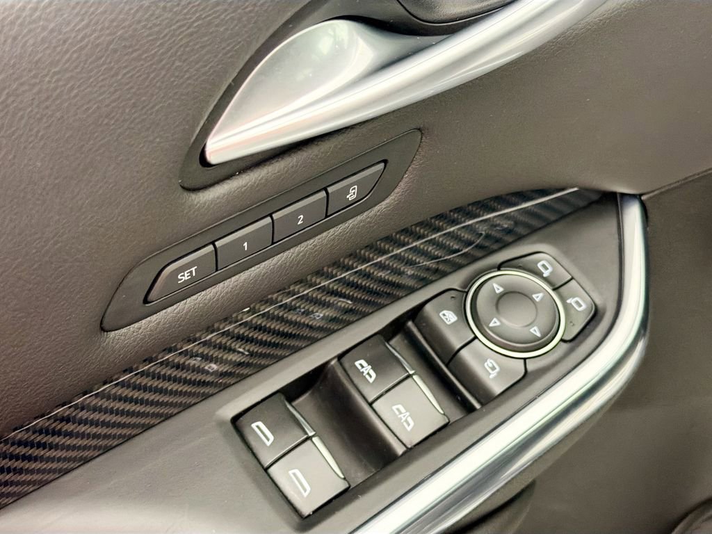 Used 2024 Cadillac XT4 Sport w/ Technology Package image 18