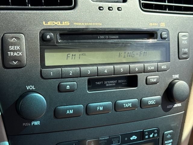 Used 2004 Lexus ES 330 FWD image 25