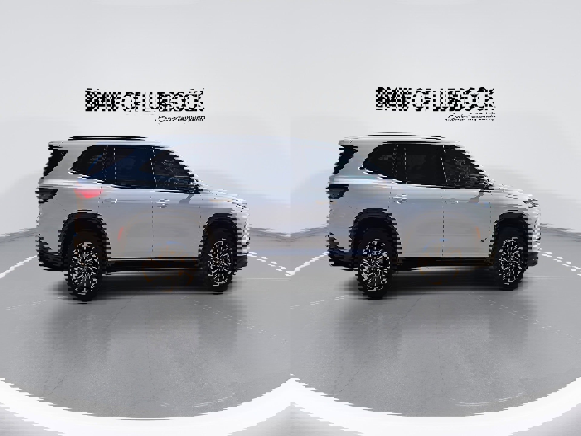 Used 2025 Buick Enclave Sport Touring image 9