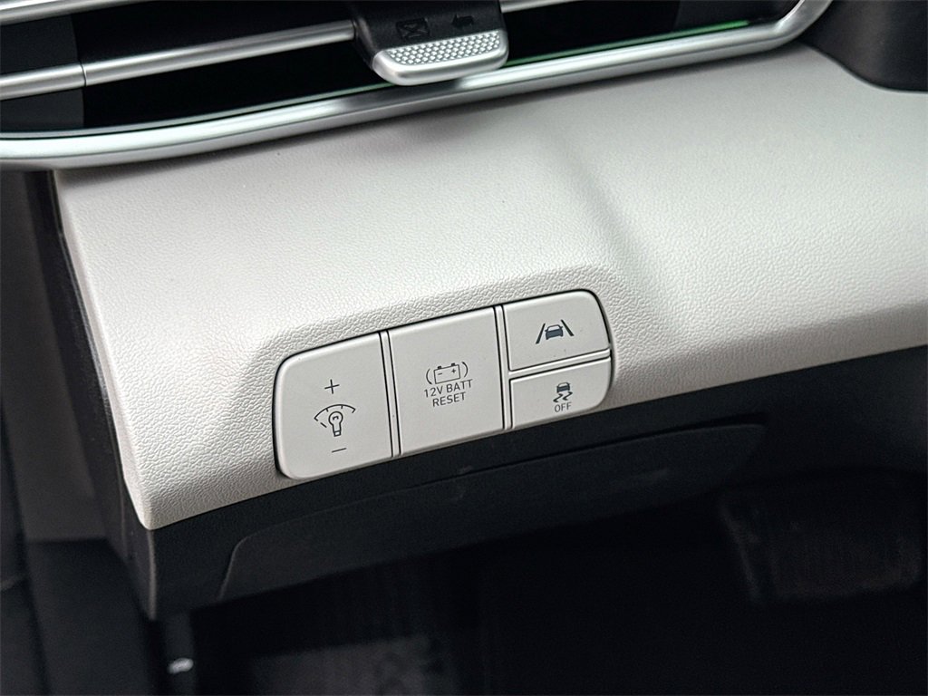 Used 2023 Hyundai Elantra Limited image 10