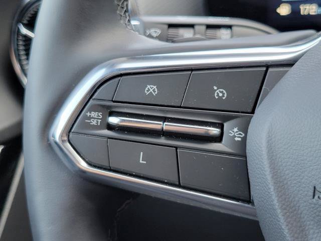 Used 2025 Chevrolet Equinox LT w/ Convenience Package II FWD image 19