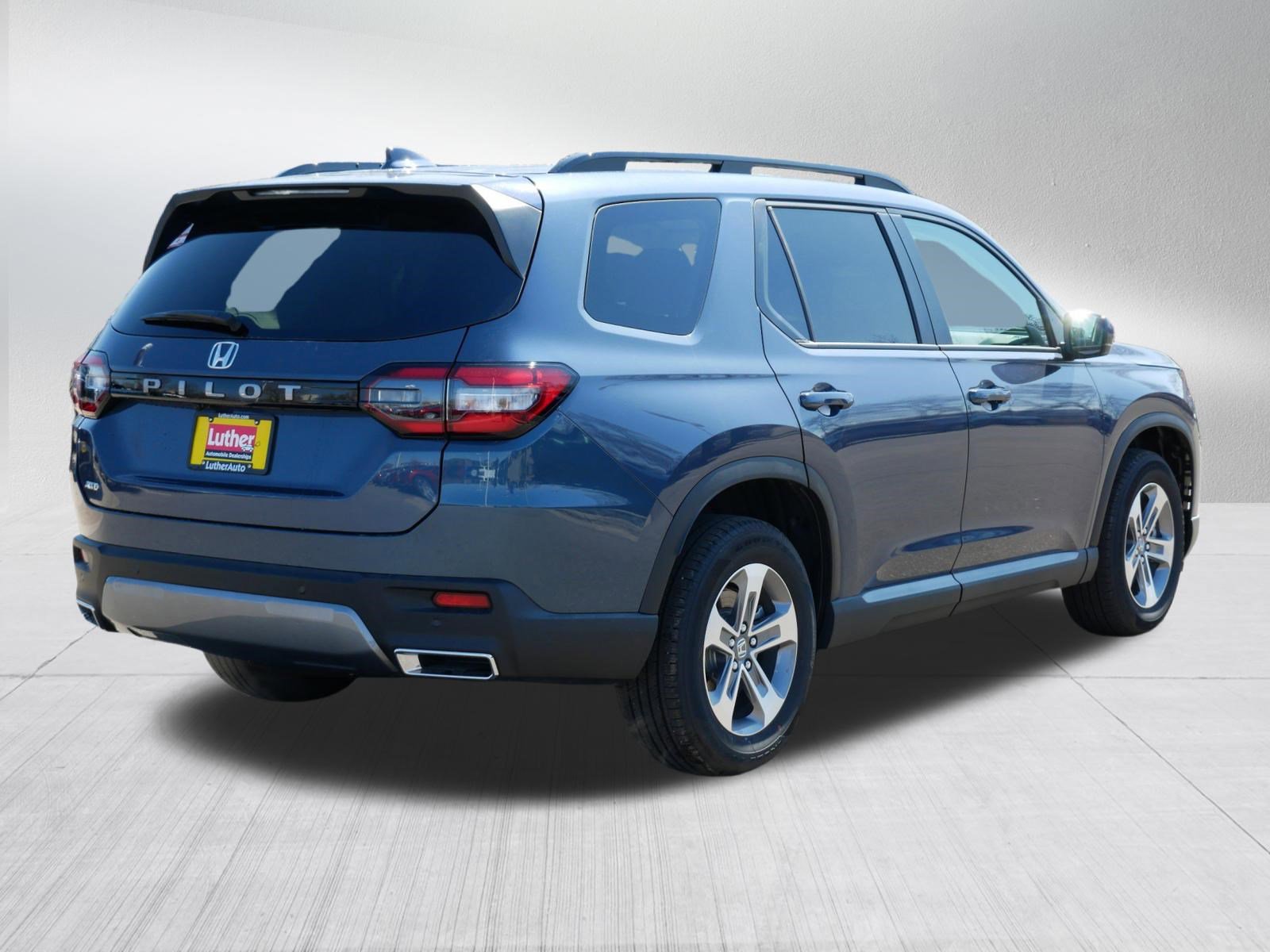 Certified 2026 Honda Pilot EX-L image 7