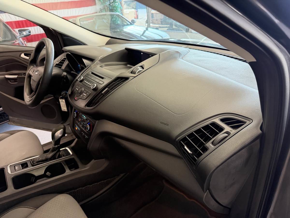 Used 2018 Ford Escape SE AWD/4WD image 14