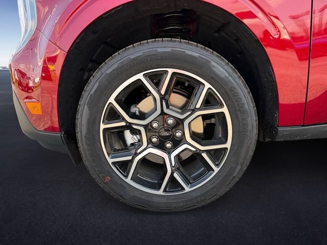 Certified 2026 Ford Maverick Lariat w/ 4K Tow Package AWD/4WD image 8