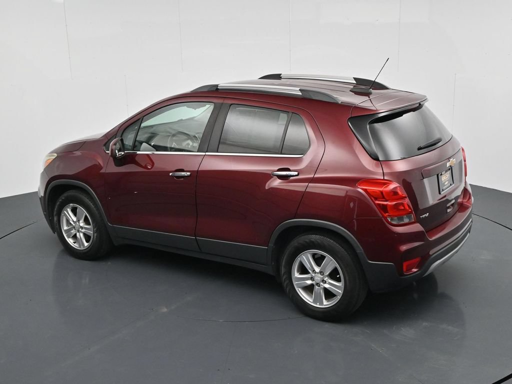 Used 2017 Chevrolet Trax LT w/ LT Convenience Package FWD image 22