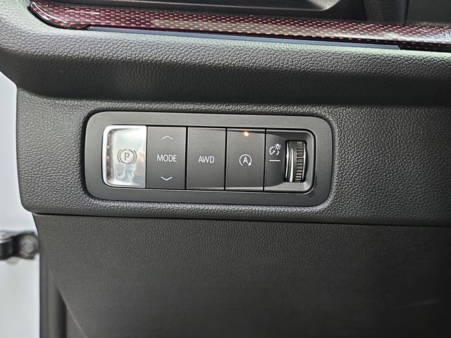 New 2026 Chevrolet Traverse RS w/ LPO, Floor Liner Package image 30