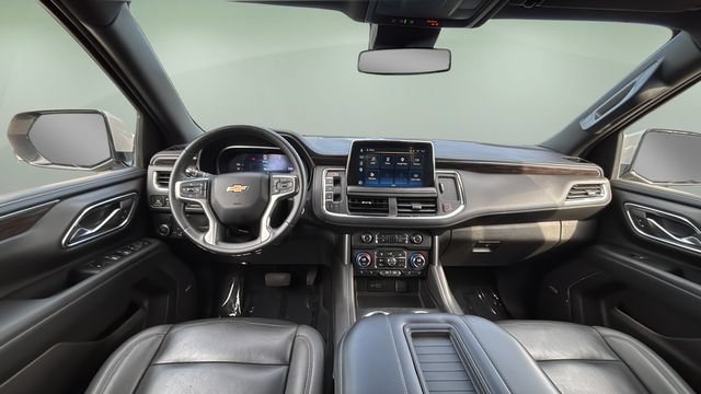 Used 2023 Chevrolet Suburban LT RWD image 16