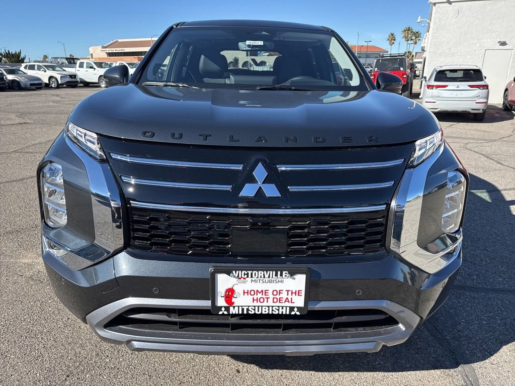 New 2026 Mitsubishi Outlander SE FWD image 2