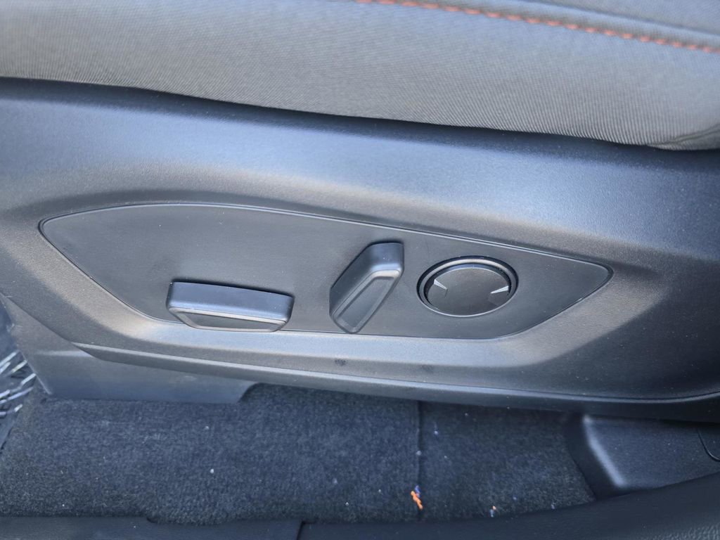 New 2025 Ford Explorer Active image 14