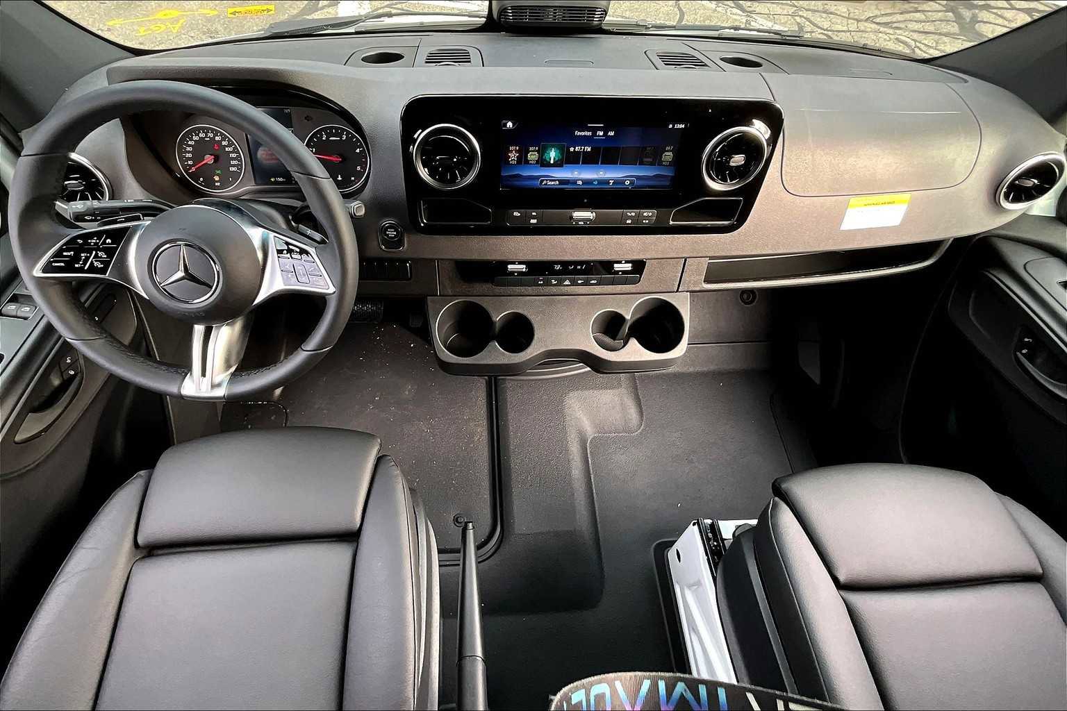 New 2025 Mercedes-Benz Sprinter 2500 image 7