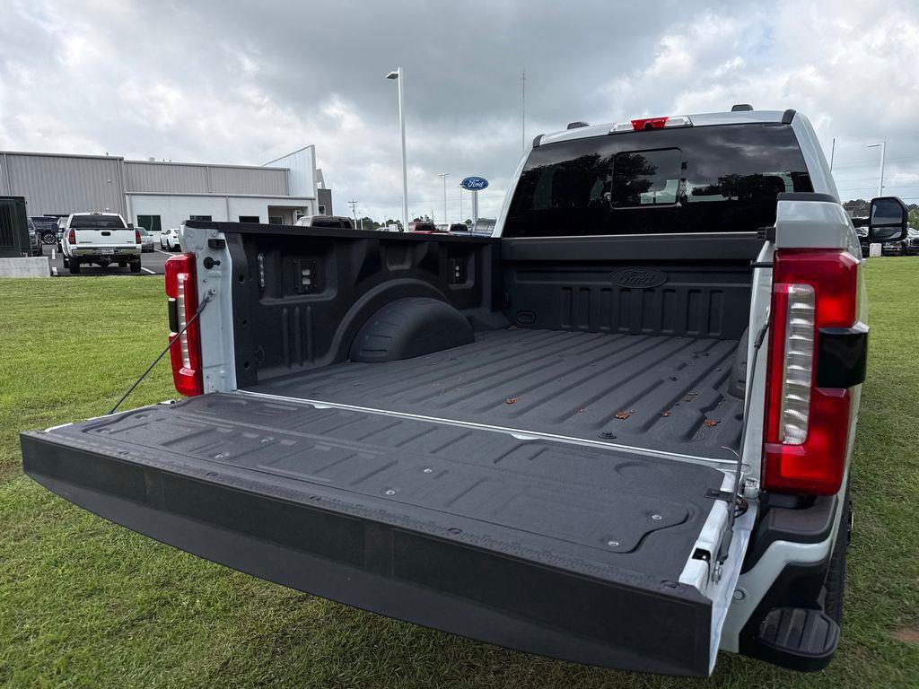 New 2026 Ford F250 XLT w/ XLT Premium Package AWD/4WD image 46