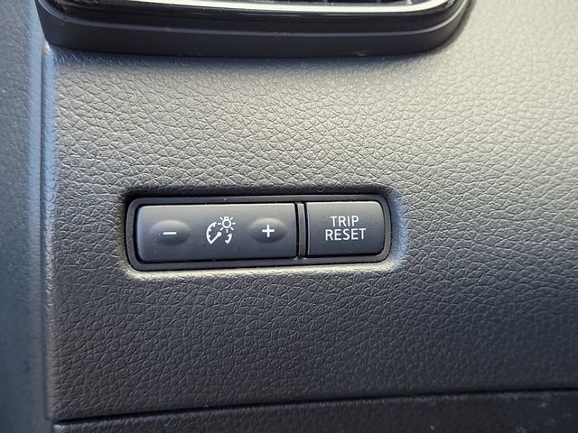 Used 2019 Nissan Rogue Sport S w/ Appearance Package FWD image 11