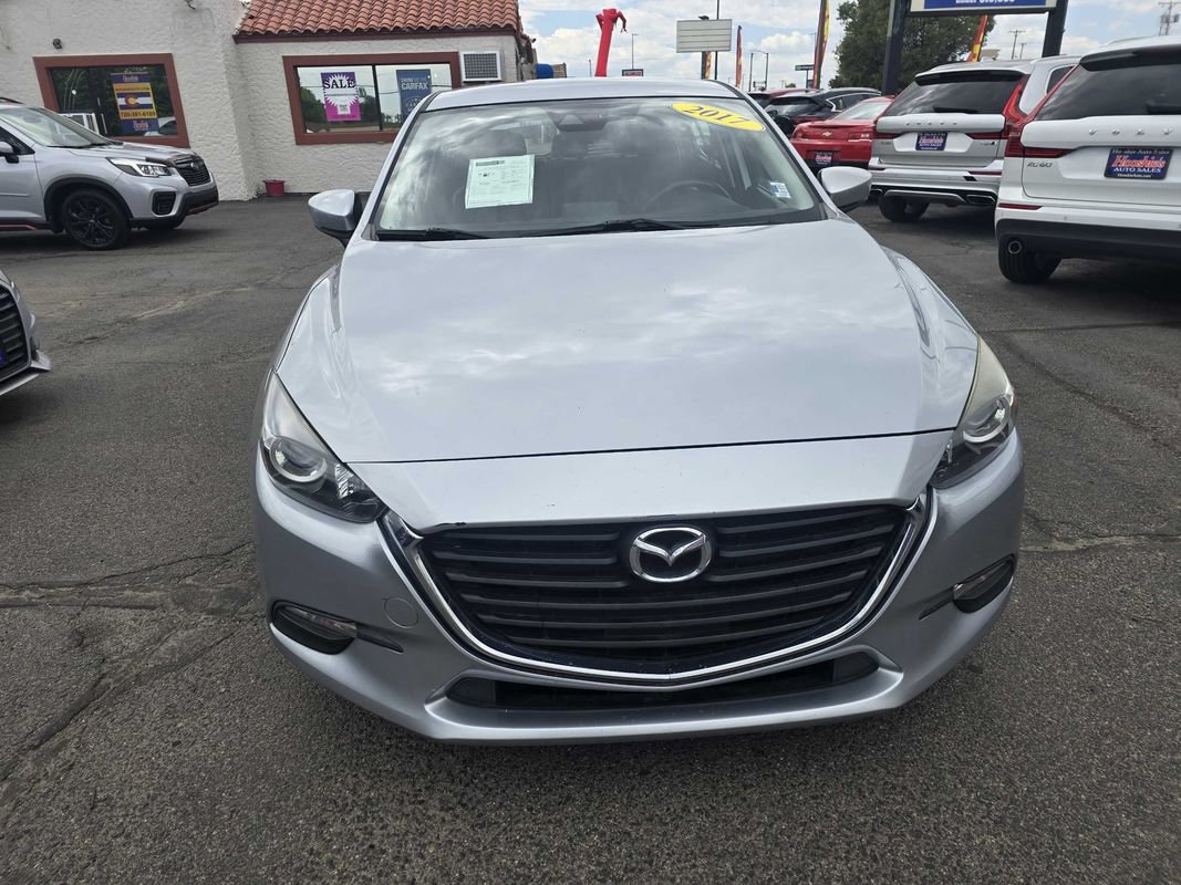 Used 2017 MAZDA MAZDA3 Touring FWD image 3