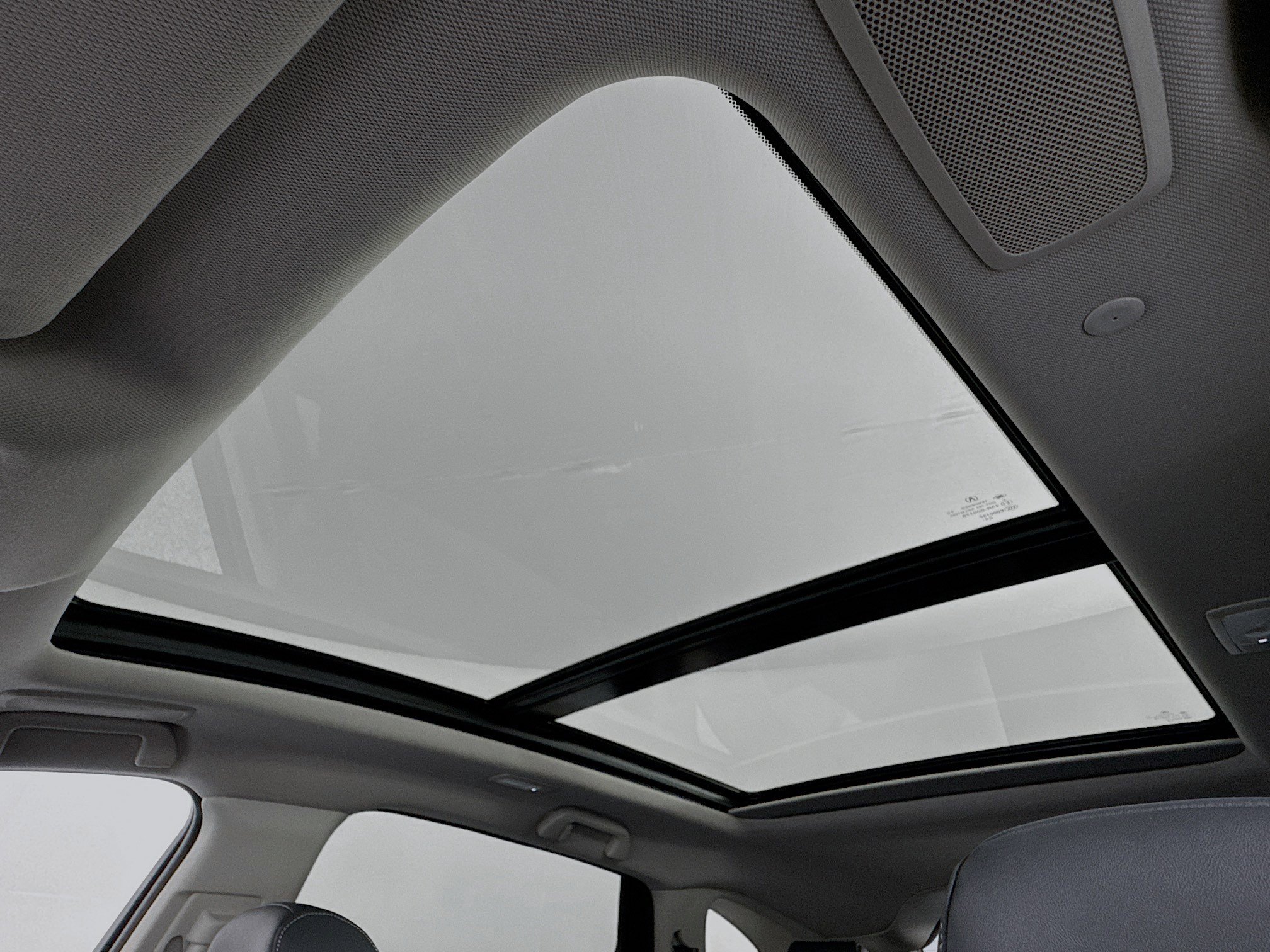 Used 2025 Acura RDX SH-AWD w/ Technology Package image 23