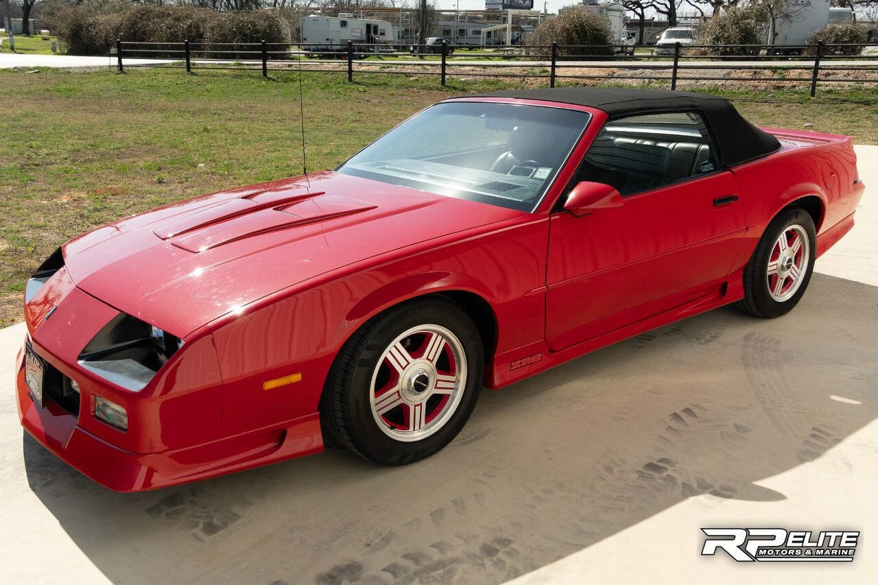 Used 1991 Chevrolet Camaro Z28 RWD image 6
