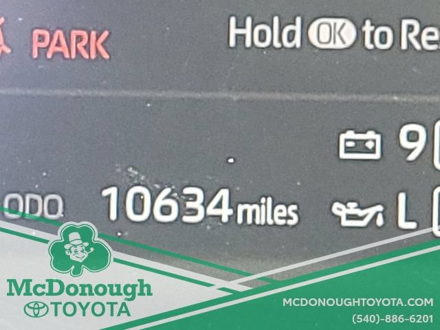 Used 2024 Toyota Sequoia Platinum AWD/4WD image 29