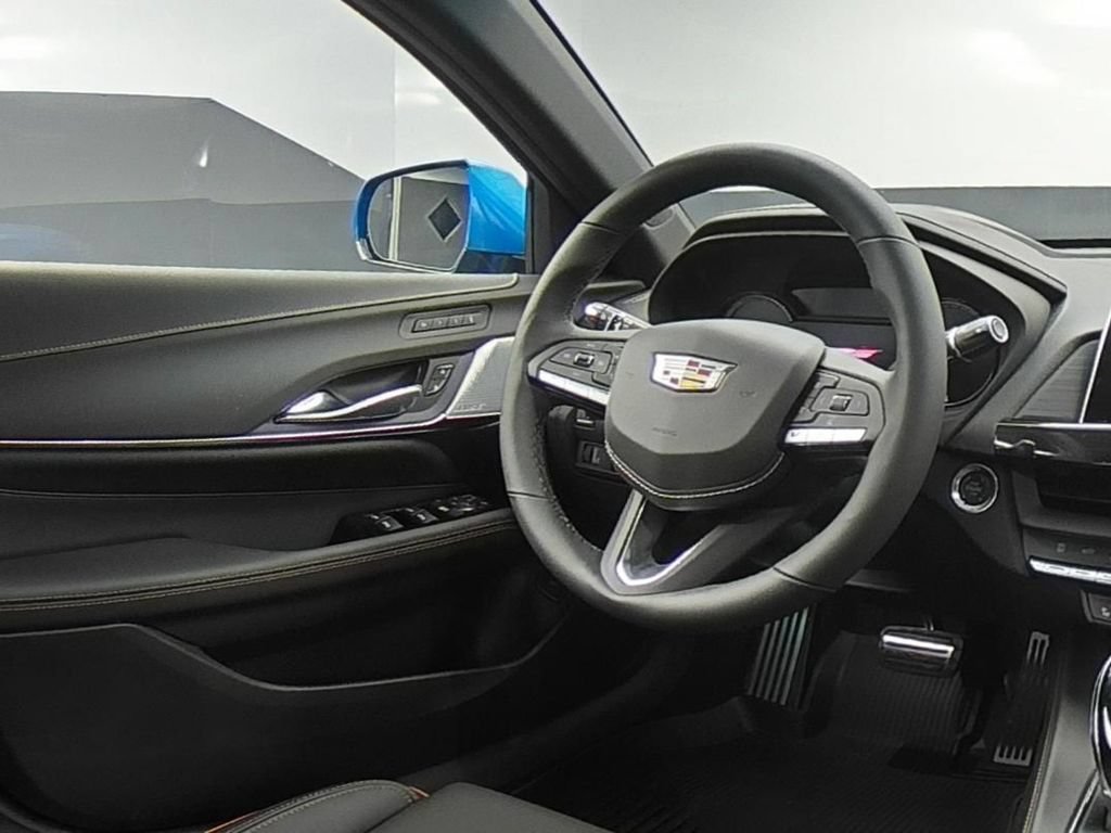 New 2025 Cadillac CT4 V w/ LPO, ONYX Package AWD/4WD image 9