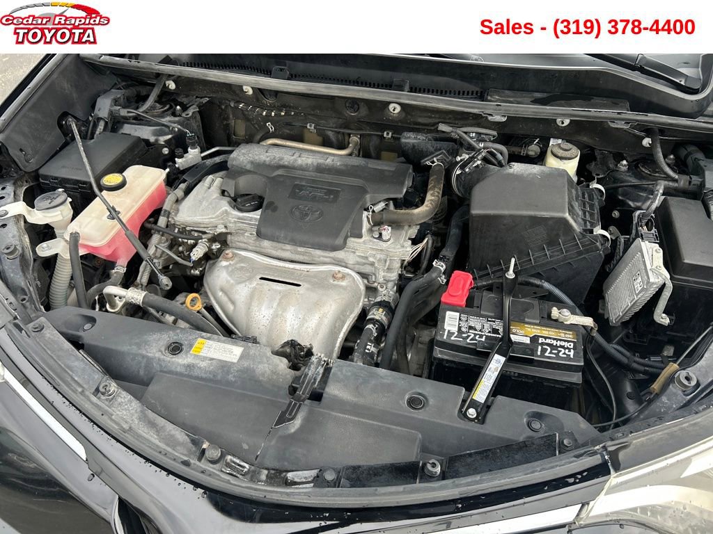 Used 2016 Toyota RAV4 Limited image 19