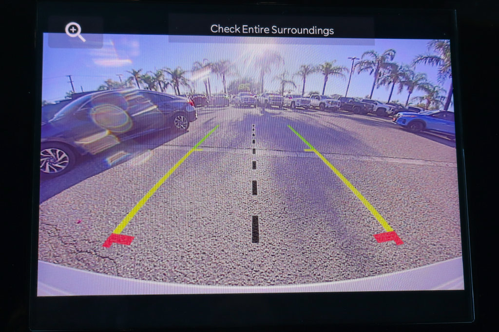 Used 2024 Jeep Grand Cherokee Altitude RWD image 33