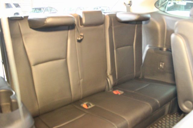 Used 2021 Toyota Highlander Platinum image 15
