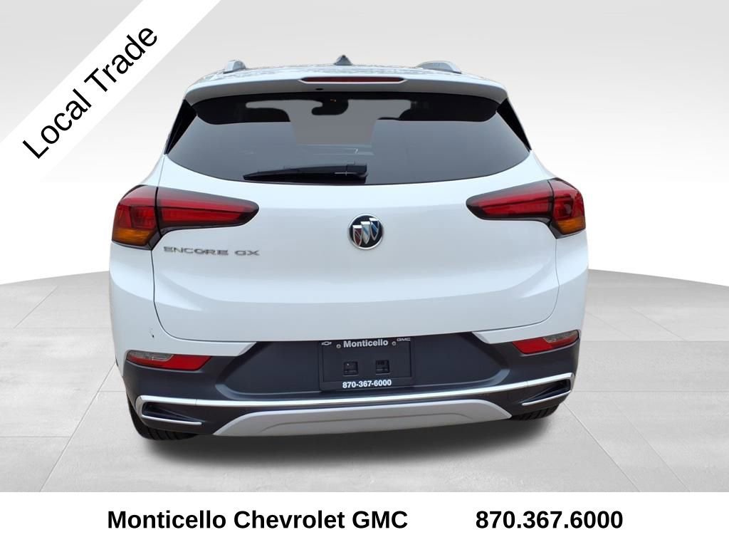 Used 2022 Buick Encore GX Essence w/ Experience Buick Package image 4