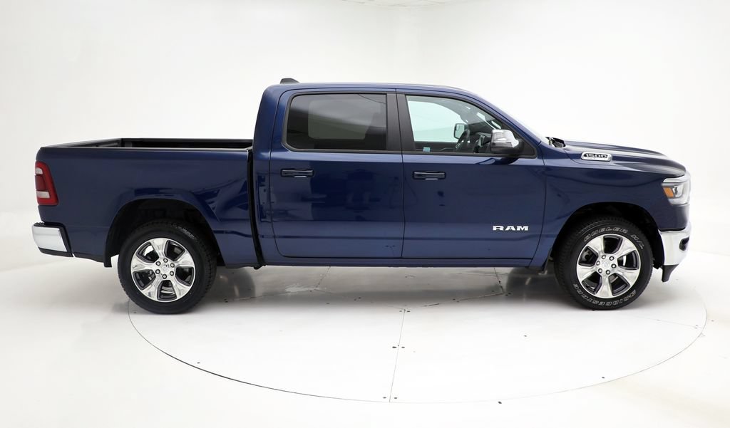 Used 2024 RAM 1500 Laramie AWD/4WD image 3