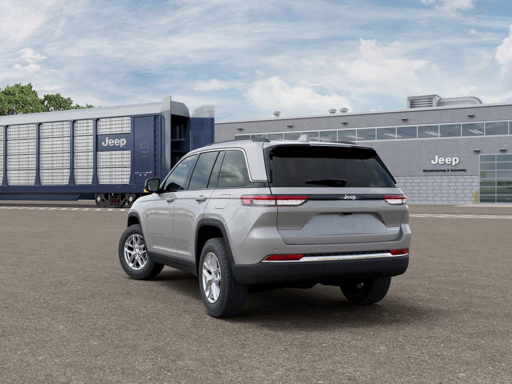 New 2026 Jeep Grand Cherokee Laredo X RWD image 3
