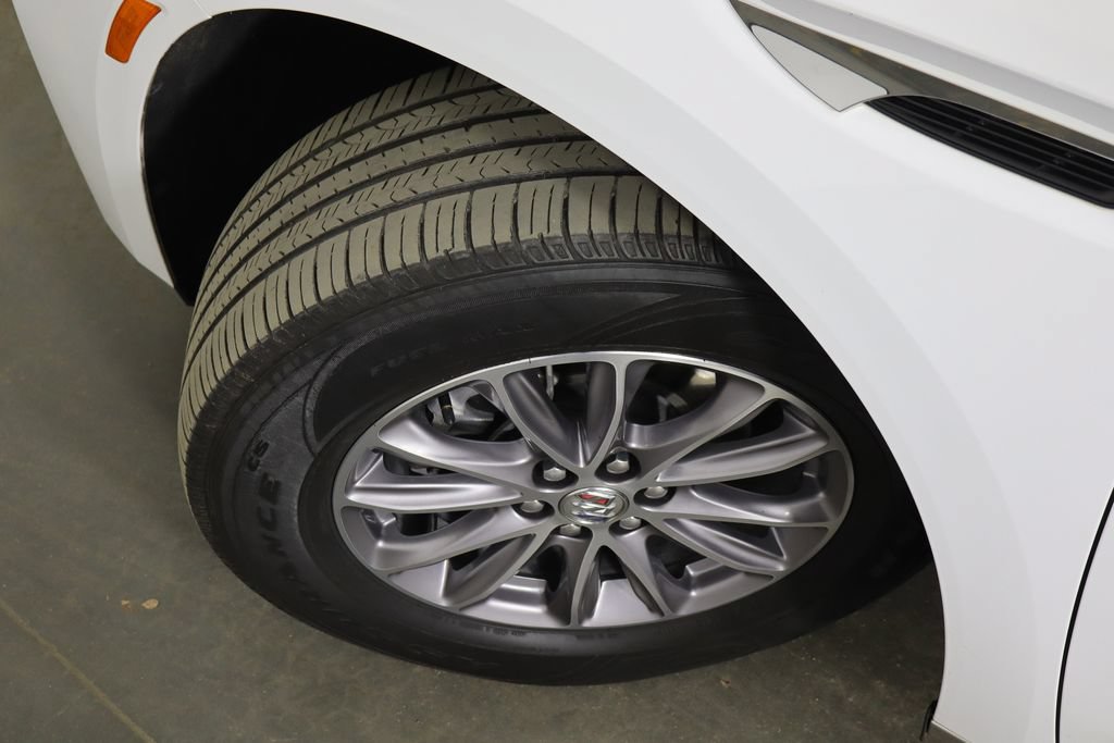 Used 2023 Buick Enclave Essence w/ Trailering Package, 5000 lbs. FWD image 40