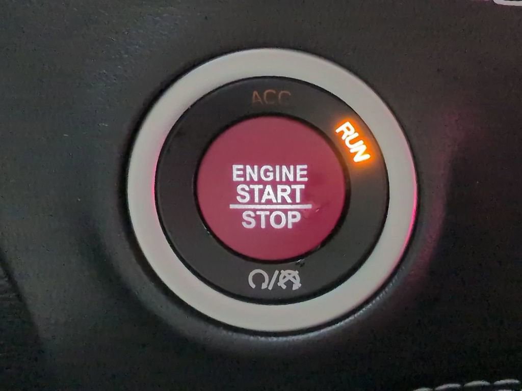 Used 2022 Dodge Challenger SRT Hellcat RWD image 34