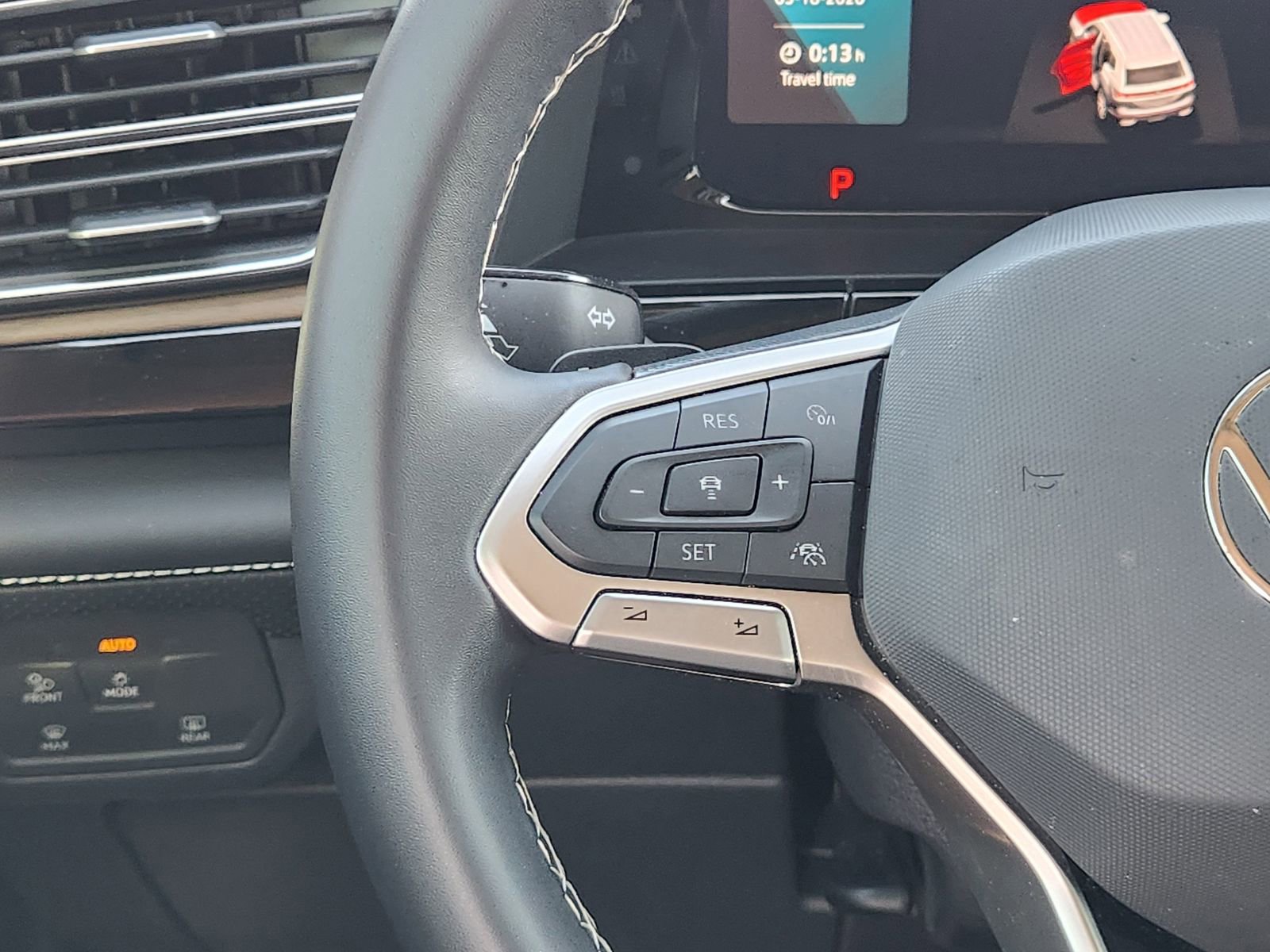 Used 2024 Volkswagen Atlas SE image 26