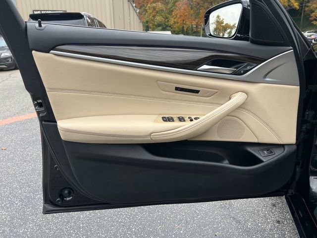 Used 2020 BMW 530i w/ Convenience Package image 10