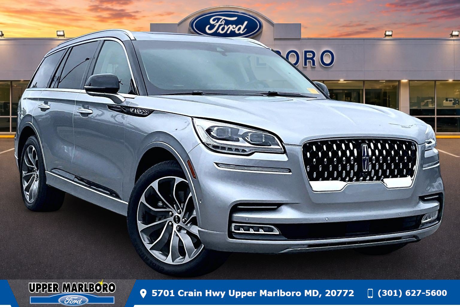 Used 2023 Lincoln Aviator Grand Touring w/ Equipment Group 301A AWD/4WD image 1