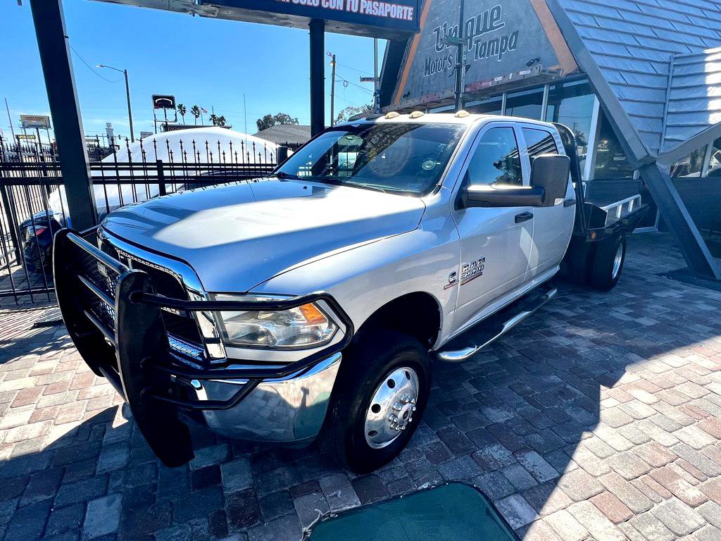 Used 2014 RAM 3500 Tradesman w/ Chrome Appearance Group image 4