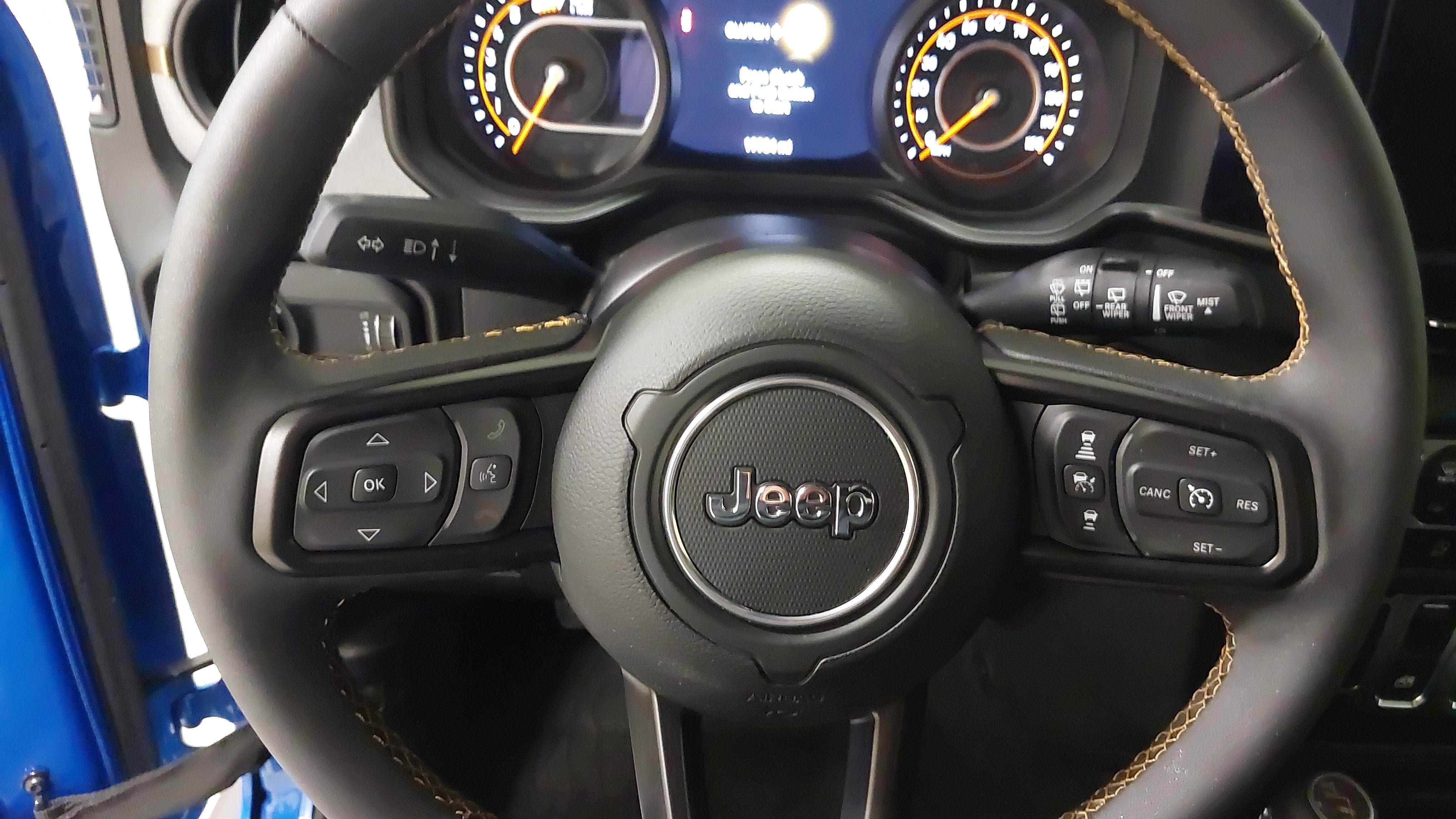Used 2024 Jeep Wrangler Sport AWD/4WD image 35