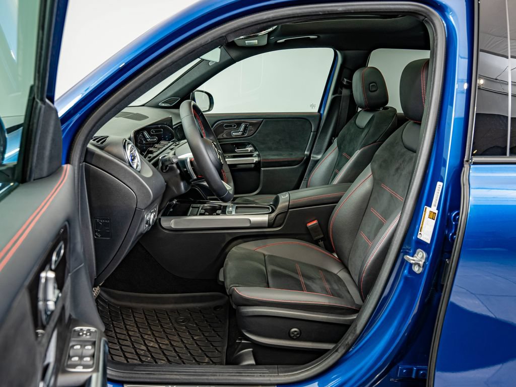 Certified 2024 Mercedes-Benz GLB 250 4MATIC image 33