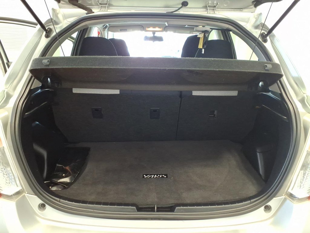 Used 2014 Toyota Yaris LE image 20